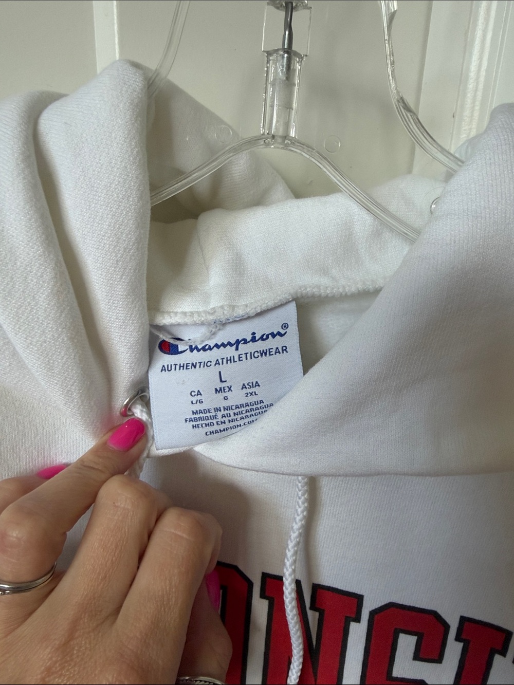 Wisconsin white hoodie with kangaroo style pocket - Picture 3 of 4